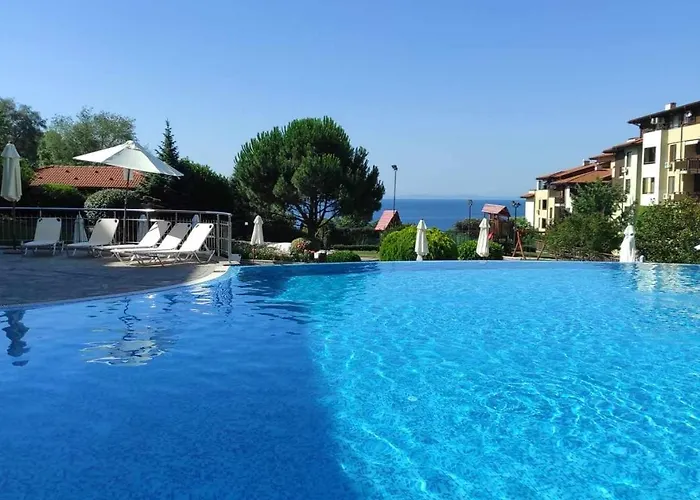 Apartment Garden Of Eden Ground Floor With Pool And Sea View *