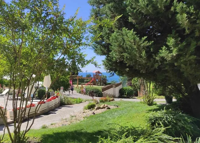 Garden Of Eden Ground Floor With Pool And Sea View Sveti Vlas